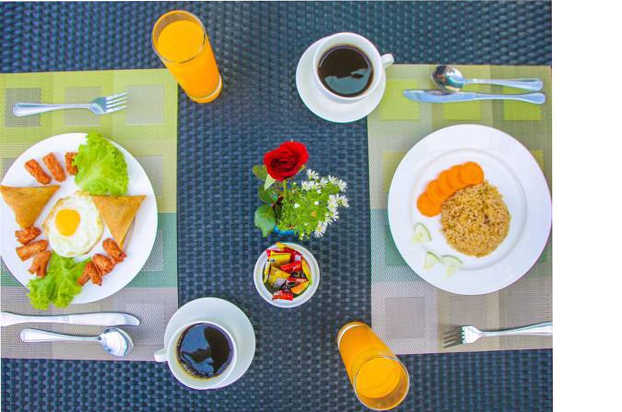 Grace Treasure Hotel Γιανγκόν Εξωτερικό φωτογραφία