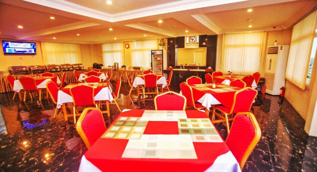Grace Treasure Hotel Γιανγκόν Εξωτερικό φωτογραφία