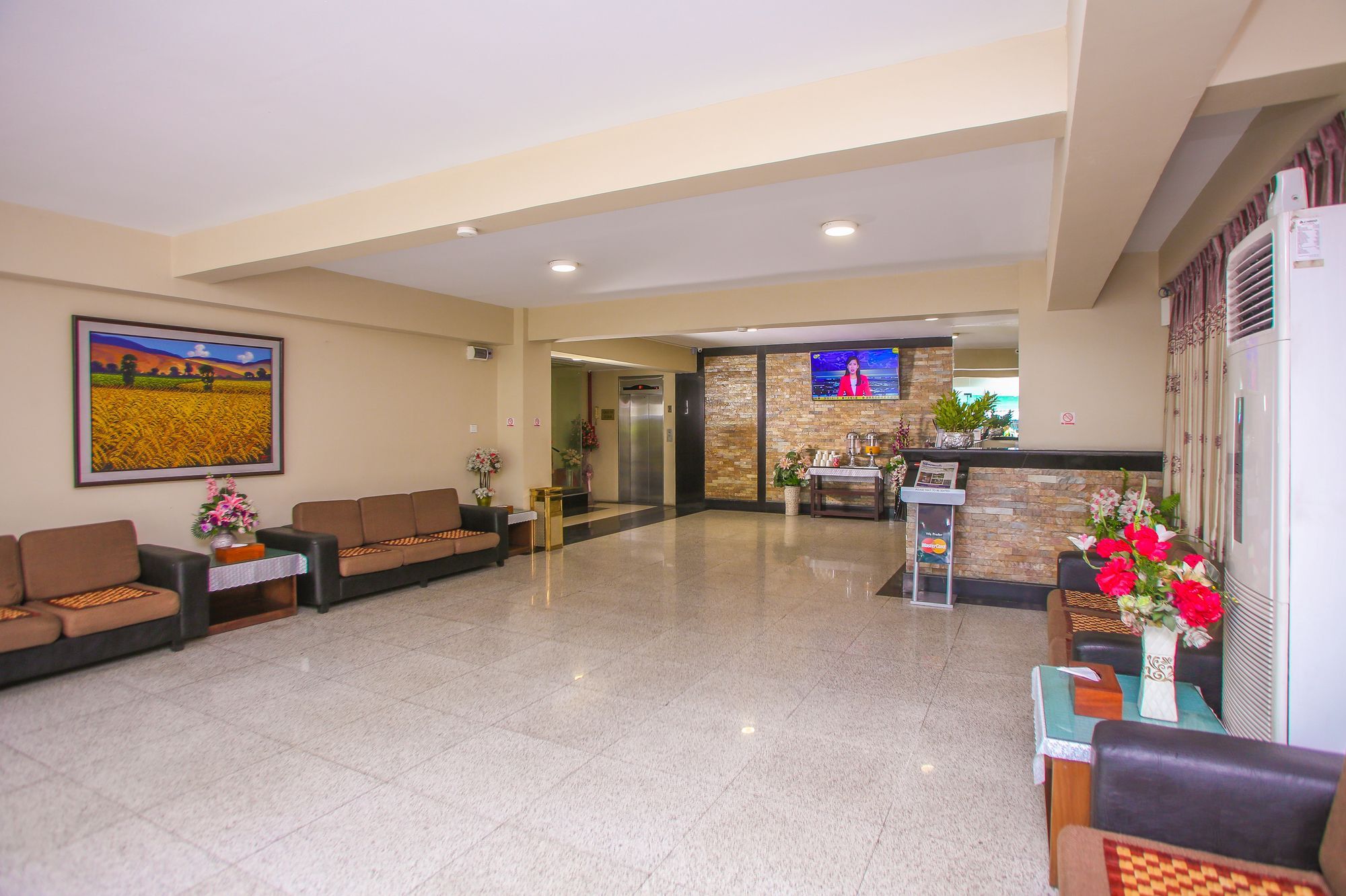 Grace Treasure Hotel Γιανγκόν Εξωτερικό φωτογραφία