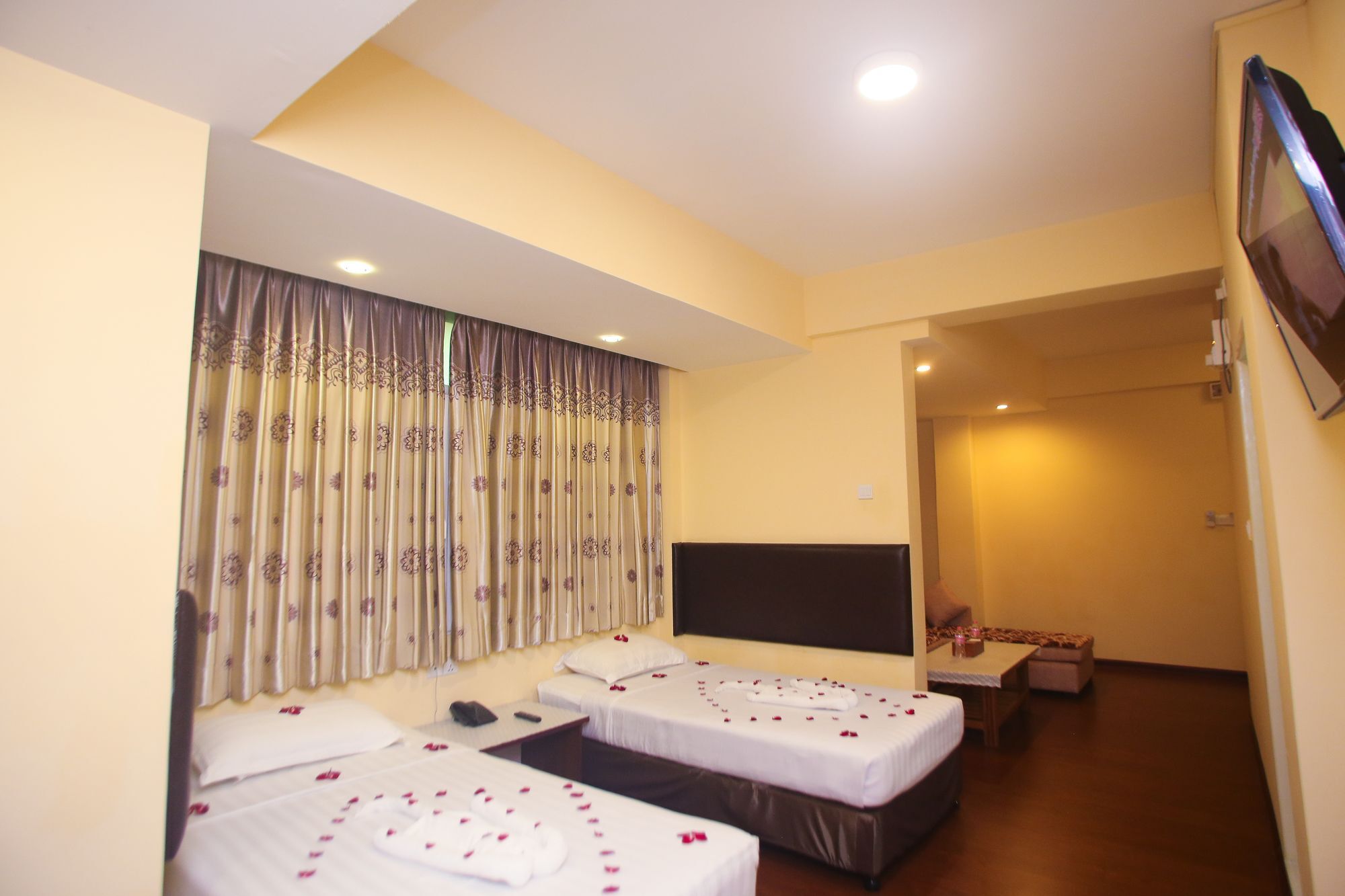 Grace Treasure Hotel Γιανγκόν Εξωτερικό φωτογραφία